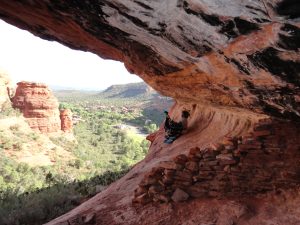 Uqualla with eagle head sitting over vista 5 and eagle head rock formation